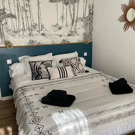 Ma Pierre A L'edifice, Face A La Cite Vue Sublime, Avec Terrasse Apartman *