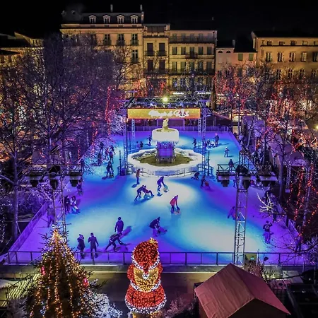 Ma Pierre A L'edifice, Face A La Cite Vue Sublime, Avec Terrasse